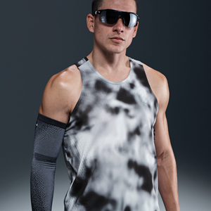 Nike Running Division Breathe Dri-FIT ADV hardlooptanktop voor heren - Zwart