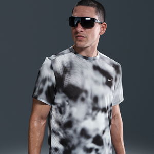 Nike Running Division Breathe Dri-FIT ADV hardlooptop met korte mouwen voor heren - Zwart