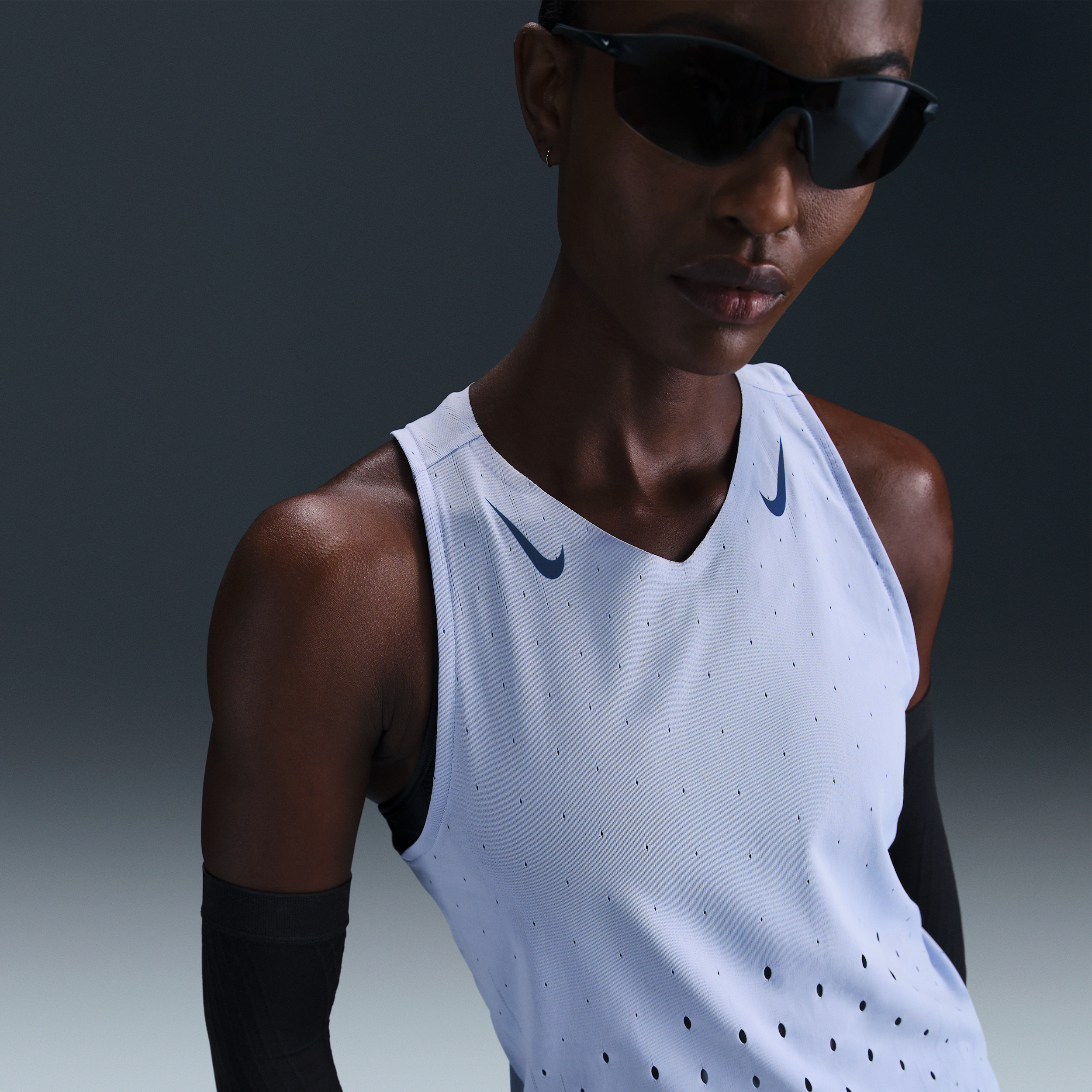 Nike AeroSwift Dri-FIT ADV hardloopsinglet voor dames - Grijs