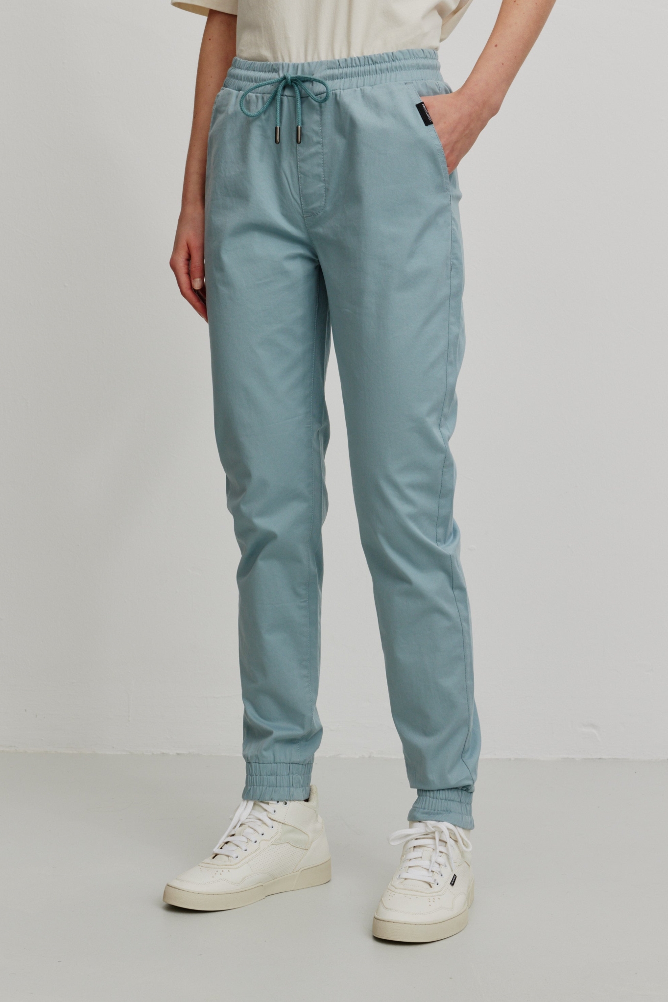 Recolution Damen vegan Jogginghose Chino Calathea See GrÃ¼n