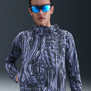 Nike Swift Repel hardloopjack met uv-bescherming en print voor dames - Blauw