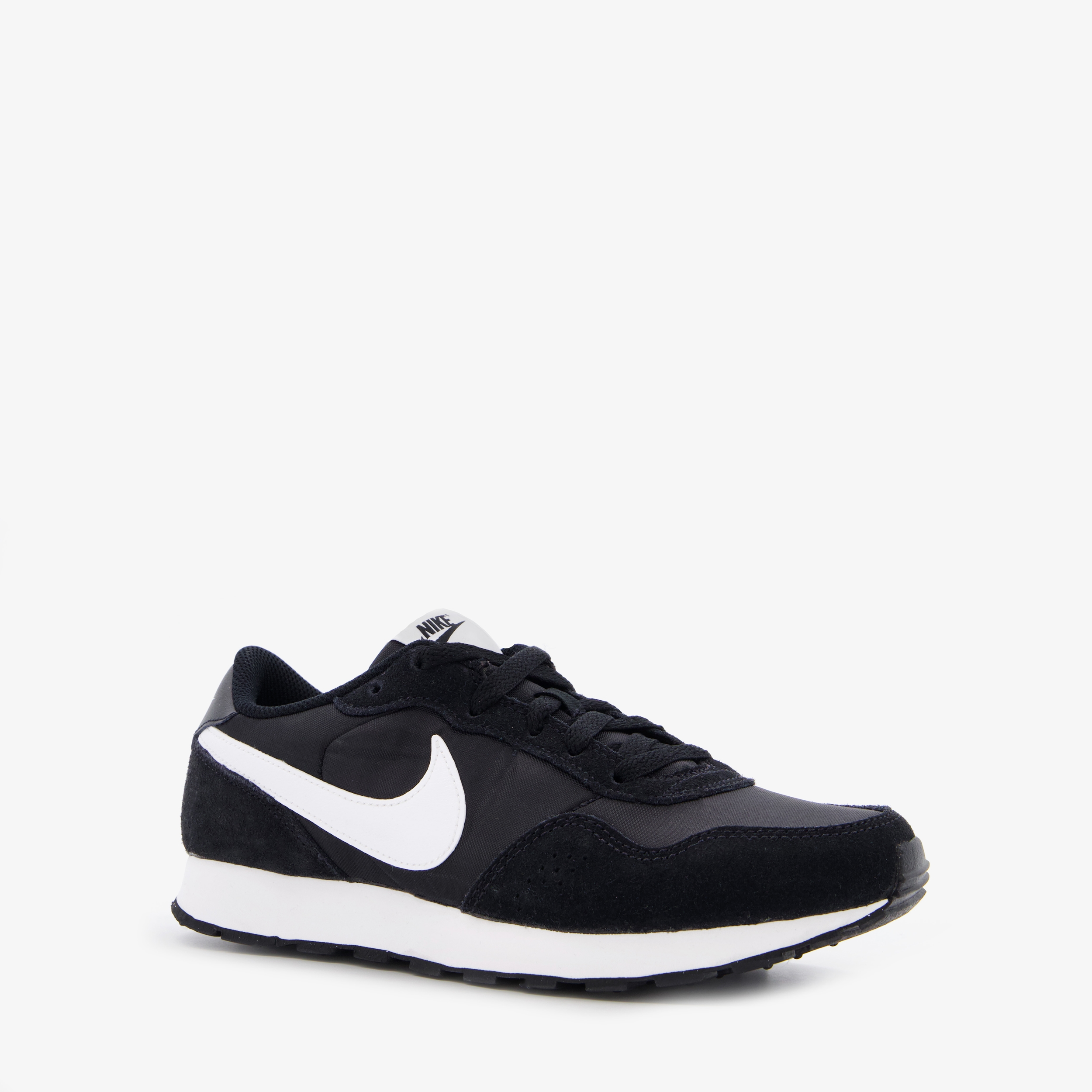 Nike MD Valiant sneakers