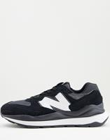 NewBalanceSneakersM5740CBABLACK–40,5(25,5