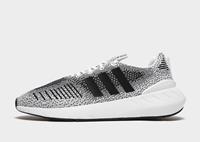 Trainers adidas Swift Run 22