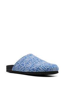 Moschino Slippers met logoprint - Blauw