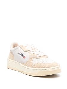 Autry logo-patch panelled leather sneakers - Wit