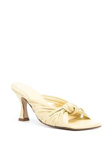 Souliers Martinez Alcala leren muiltjes - Geel