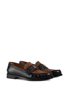 Gucci Loafers met GG logo - Zwart