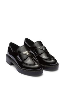 Prada triangle logo-plaque loafers - Zwart