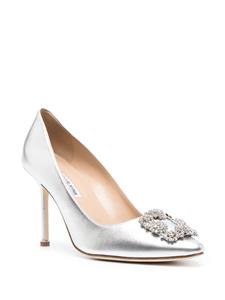 Manolo Blahnik Hangisi 105mm crystal-buckle pumps - Zilver