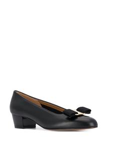 Ferragamo Vara pumps met strik - Zwart