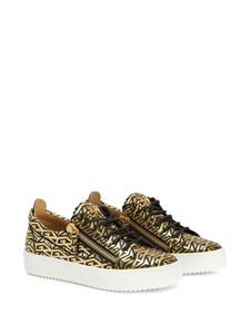 Giuseppe Zanotti Gail sneakers met monogramprint - Goud