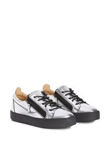 Giuseppe Zanotti Nicki sneakers met veters - Zilver