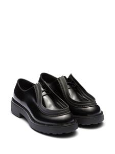 Prada Leren veterschoenen - Zwart