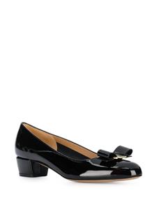 Ferragamo Pumps met strik - Zwart