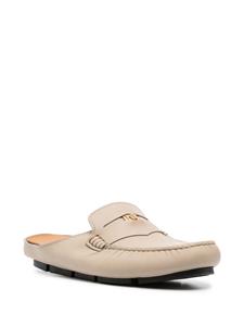 Versace Medusa plaque slip-on loafers - Beige