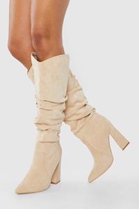 Boohoo Zachte Geplooide Knielaarzen Pointed Laarzen, Sand