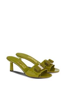 Ferragamo Vara slippers met strik - Groen