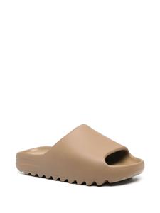 Adidas Yeezy Yeezy Core slippers - Beige