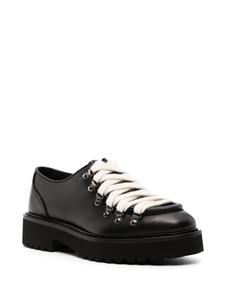 Doucal's Leren veterschoenen - Zwart
