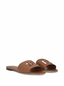 Dolce & Gabbana DG Millennials slippers met logo - Bruin