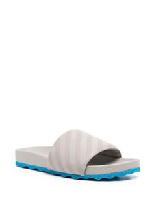 Off-White Slippers met Diag-streep - Grijs