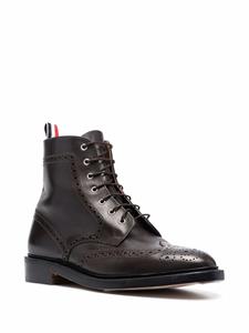 Thom Browne Wingtip enkellaarzen met Goodyear zool - Bruin