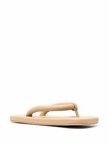 CamperLab Hastalavista leren teenslippers - Beige