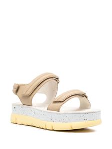 Camper Oruga Up sandalen met plateau - Beige