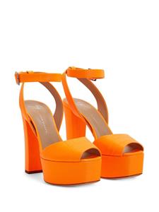 Giuseppe Zanotti Betty sandalen met plateauzool - Oranje