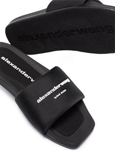 Alexander Wang Slippers met logoprint - Zwart