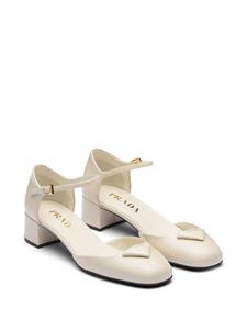 Prada Leren pumps - Wit