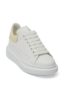 Alexander McQueen Oversized sneakers - Wit