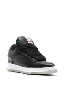 Maison Mihara Yasuhiro Rosy sneakers met puntige neus - Zwart