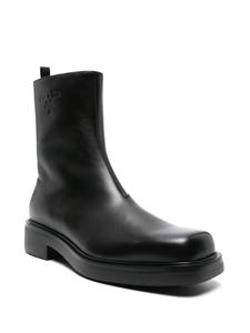 Prada logo-embossed leather boots - Zwart