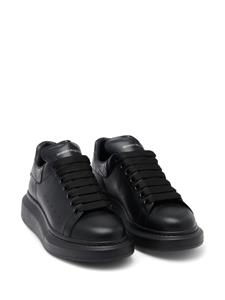 Alexander McQueen Oversized sneakers - Zwart