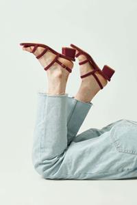 Urbanima Damen vegan Sandalen Kirsche Rot