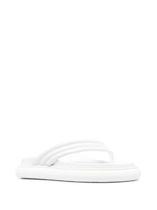The Attico Gewatteerde teenslippers - Wit