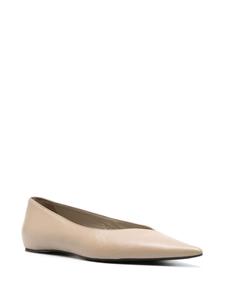 TOTEME The Asymmetric ballerina shoes - Beige