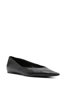 TOTEME The Asymmetric ballerina shoes - Zwart