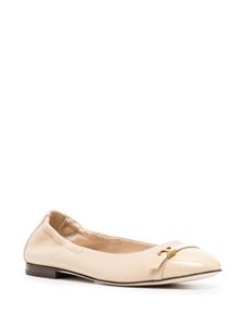Tod's logo-plaque leather ballerina shoes - Beige