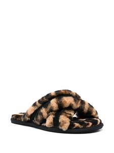 UGG Scuffita slippers met open neus - Bruin