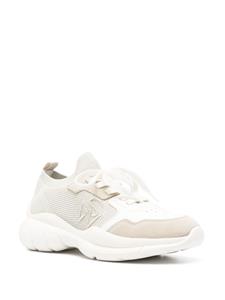 Stuart Weitzman Sneakers met borduurwerk - Beige