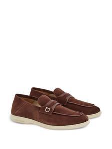 Ferragamo Gancini-plaque suede loafers - Bruin