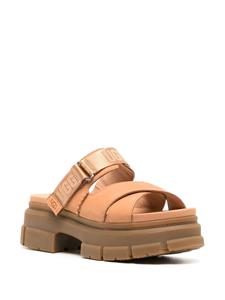 UGG Ashton chunky sandalen - Bruin