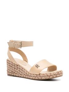 Tommy Hilfiger 60mm logo-plaque wedge sandals - Beige