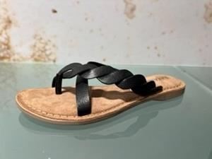 Lazamani Toe slipper