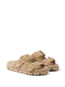 Prada Suède slippers met logo - Beige