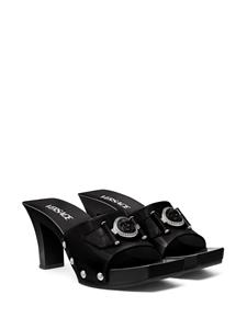 Versace Medusa Head pumps van lakleer - Zwart