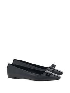 Ferragamo Vara ballerina's met strik - Zwart